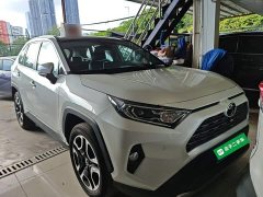 Toyota RAV4 2021 2.0L CVT AWD Premium - ფოტო 4