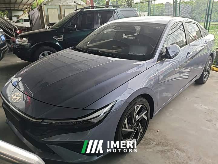 Hyundai Elantra 1.5L CVT Luxury