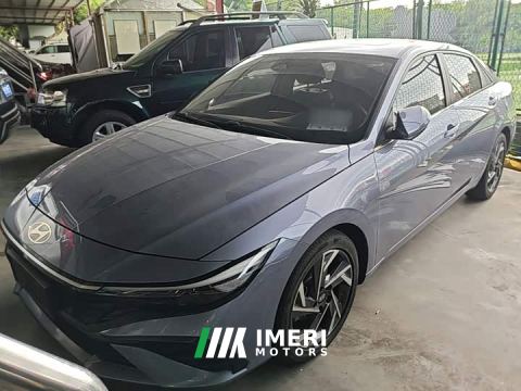 2024 Hyundai Elantra 1.5L CVT Luxury
