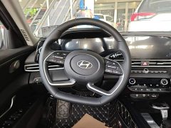 Hyundai Elantra 2023 1.5L CVT Luxury - ფოტო 11