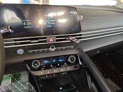 Hyundai Elantra 2023 1.5L CVT Luxury - ფოტო 13