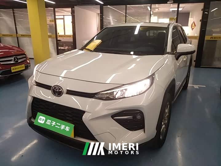 Toyota Vland 2022 2.0L CVT FWD Luxury Plus - ავტომობილი ჩინეთიდან
