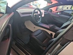 Tesla Model Y L Long Range All-Wheel Drive - ფოტო 16