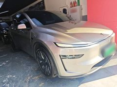 Tesla Model Y L Long Range All-Wheel Drive - ფოტო 4