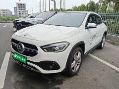 Mercedes-Benz GLA 200 - ფოტო 1