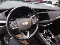 Cadillac XT4 28T FWD Luxury - ფოტო 10