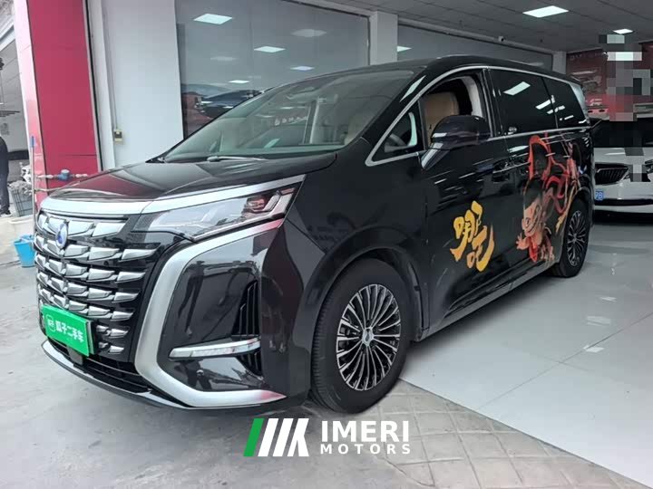 Denza D9 DM-i 945 Luxury