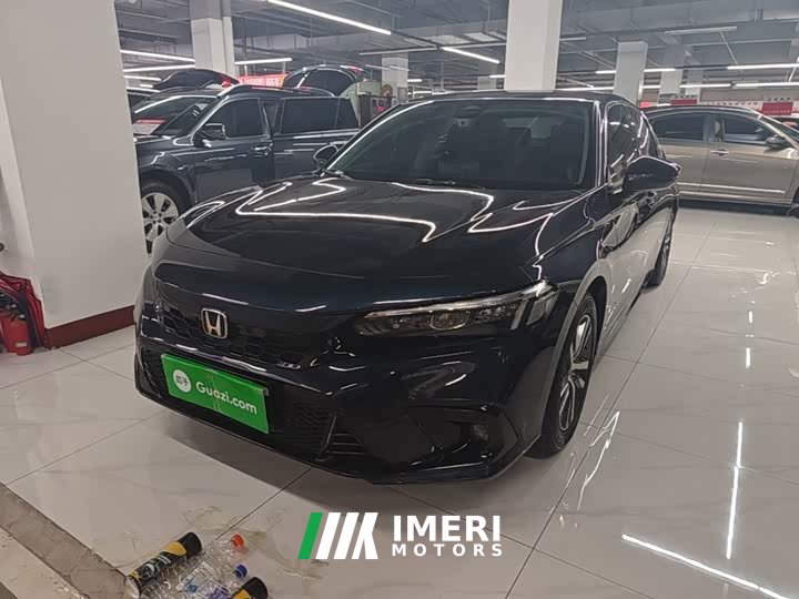 Honda Civic 240TURBO CVT Dynamic Edition