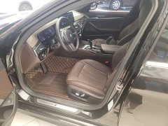 BMW 5 Series Facelift 525Li M Sport Package - ფოტო 15