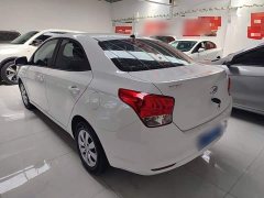 Hyundai Solaris 2020 1.4L Manual GL Refresh Edition - ფოტო 5