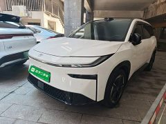 Toyota Platinum Smart 3X 2025 520 Pro Lidar Edition - ფოტო 1