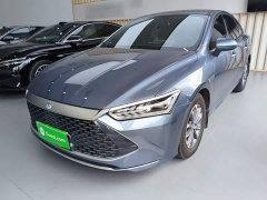 BYD Qin PLUS Glory Edition DM-i 55KM Leading - ფოტო 1