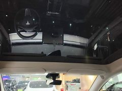 Tesla Model Y Rear-Wheel Drive - ფოტო 18
