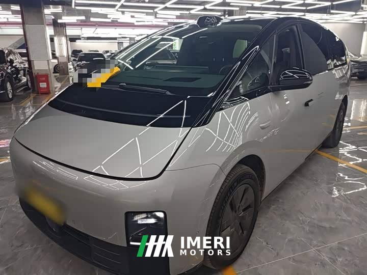 Li Auto Li Xiang MEGA Ultra - ავტომობილი ჩინეთიდან