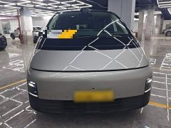 Li Auto Li Xiang MEGA Ultra - ფოტო 3