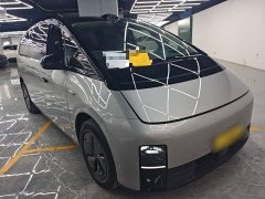 Li Auto Li Xiang MEGA Ultra - ფოტო 4