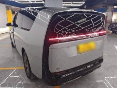 Li Auto Li Xiang MEGA Ultra - ფოტო 5