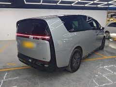 Li Auto Li Xiang MEGA Ultra - ფოტო 7