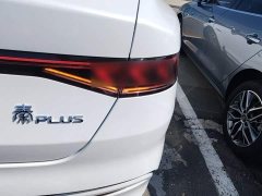 BYD Qin PLUS 2023 Champion Edition DM-i 55KM Leading - ფოტო 8