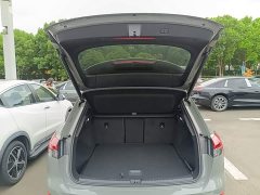Audi Q4 e-tron 50 e-tron quattro Chuangjing Night Edition - ფოტო 19