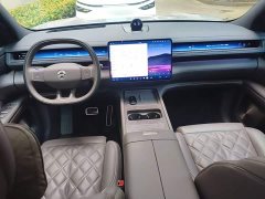 NIO ES8 2026 Six-Seat Executive Luxury Edition - ფოტო 10