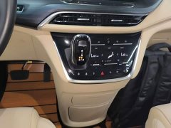 Buick GL8 2022 ES Land Respect 653T Luxury - ფოტო 10