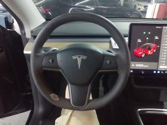Tesla Model Y Long Range All-Wheel Drive - ფოტო 11