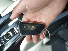 Volkswagen Lingdu L 280TSI DSG Dazzling Red Edition - ფოტო 9