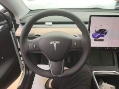 Tesla Model Y Long Range All-Wheel Drive - ფოტო 11