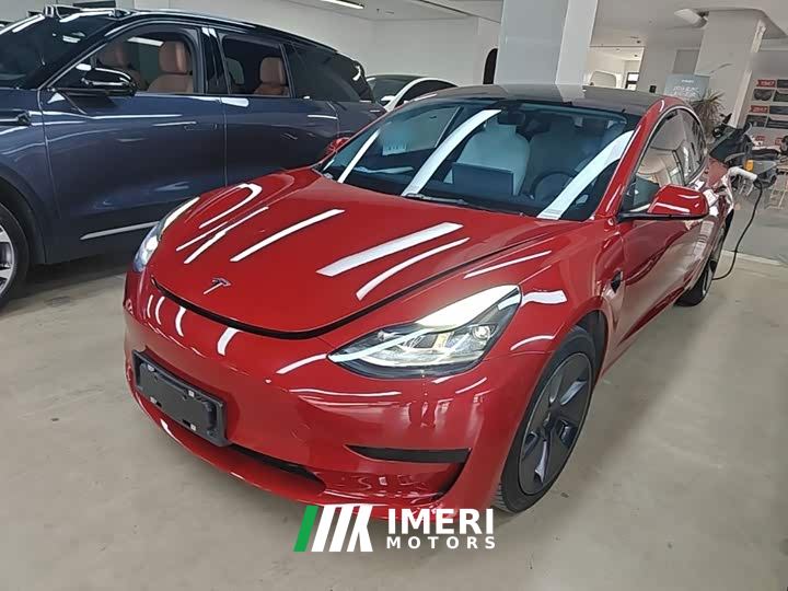 Tesla Model 3 Rear-Wheel Drive