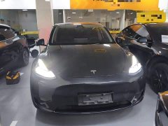 Tesla Model Y Long Range All-Wheel Drive - ფოტო 3