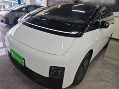 Li Auto MEGA Home Family Edition - ფოტო 2