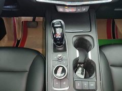 Cadillac XT4 28T FWD Luxury - ფოტო 14