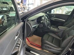 Cadillac XT4 28T FWD Luxury - ფოტო 16