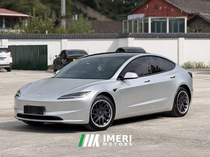 Tesla Model 3 Rear-Wheel Drive