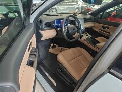 NIO ES8 2020 580KM Signature Edition Six-Seater - ფოტო 16