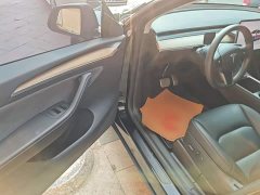 Tesla Model Y Rear-Wheel Drive - ფოტო 16