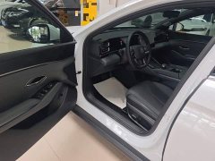 BYD Qin L DM-i Intelligent Driving Edition 80KM Superior Type - ფოტო 16