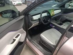 Voyah Lantu Zhiyin Four-Wheel Drive Global Edition - ფოტო 16