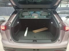 Voyah Lantu Zhiyin Four-Wheel Drive Global Edition - ფოტო 19