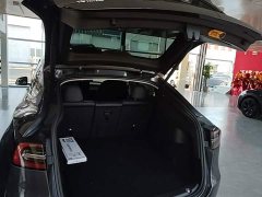 Tesla Model Y Rear-Wheel Drive - ფოტო 19