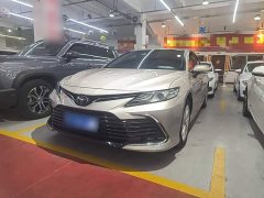 Toyota Camry 2021 2.0G Luxury - ფოტო 2
