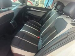 Volkswagen Golf 300TSI Pro - ფოტო 17