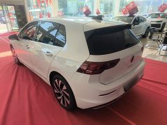 Volkswagen Golf 300TSI Pro - ფოტო 5