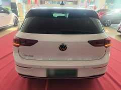 Volkswagen Golf 300TSI Pro - ფოტო 6