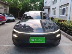 Tesla Model Y L Long Range All-Wheel Drive - ფოტო 3