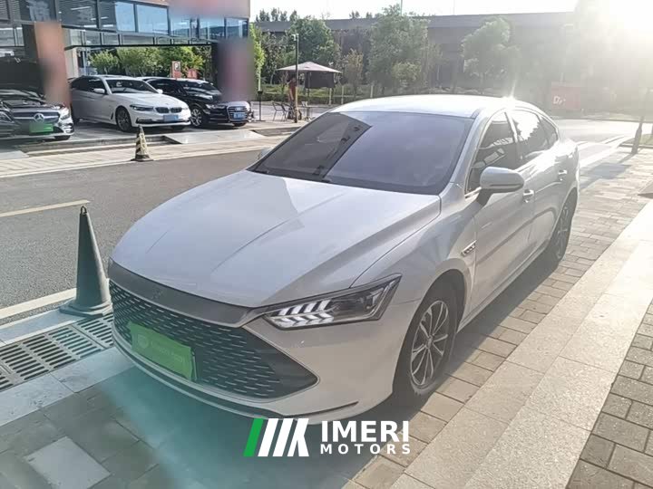 BYD Qin PLUS Glory Edition DM-i 55KM Leading - ავტომობილი ჩინეთიდან
