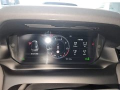 Land Rover Discovery Sport 200PS Family Edition - ფოტო 12