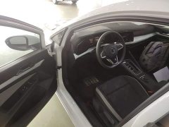 Volkswagen Golf 200TSI DSG - ფოტო 16