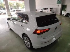Volkswagen Golf 200TSI DSG - ფოტო 5